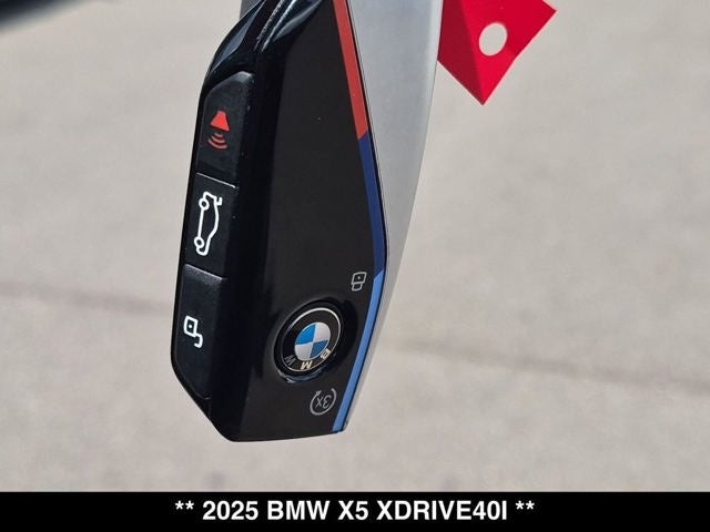 2025 BMW X5 xDrive40i M Sport Package