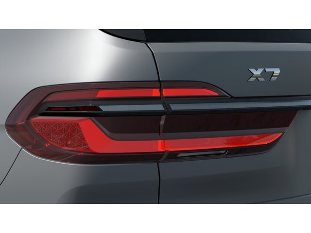 2027 BMW X7 M60i