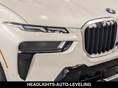 2023 BMW X7 M60i
