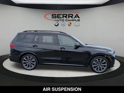 2022 BMW X7 M50i