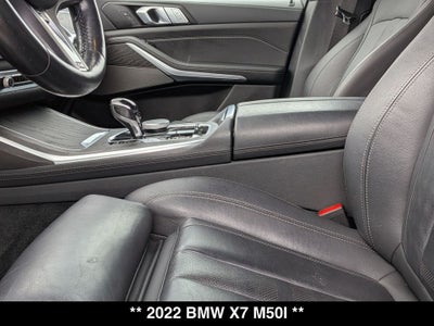 2022 BMW X7 M50i