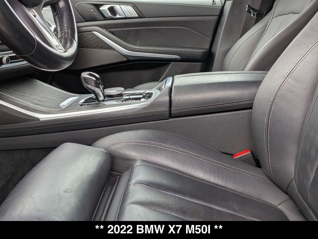 2022 BMW X7 M50i