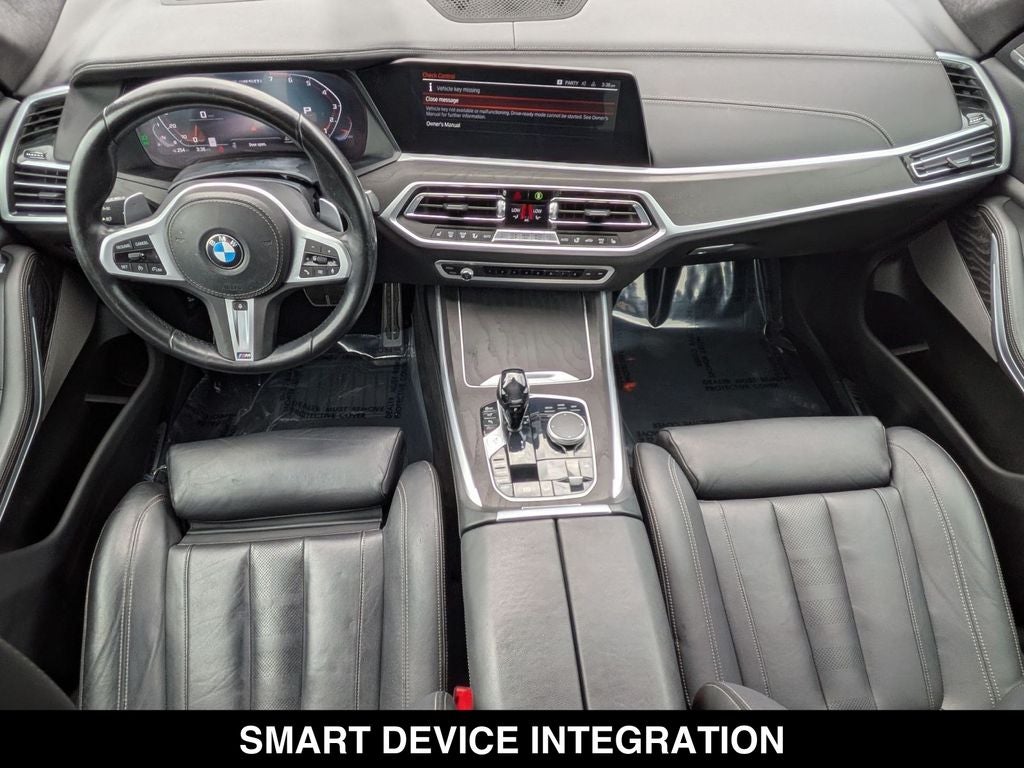 2022 BMW X7 M50i