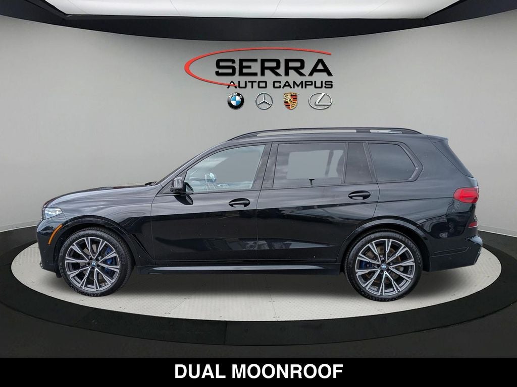 2022 BMW X7 M50i