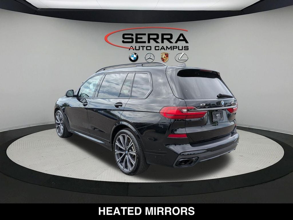 2022 BMW X7 M50i