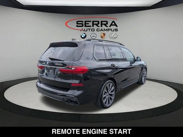 2022 BMW X7 M50i M-Sport