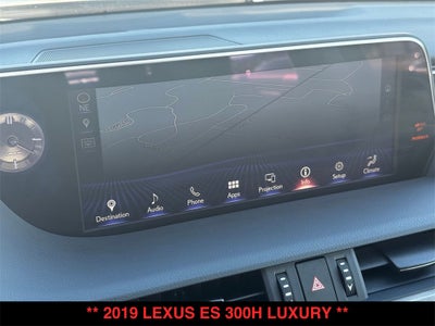 2019 Lexus ES 300h Luxury