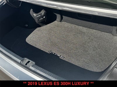 2019 Lexus ES 300h Luxury