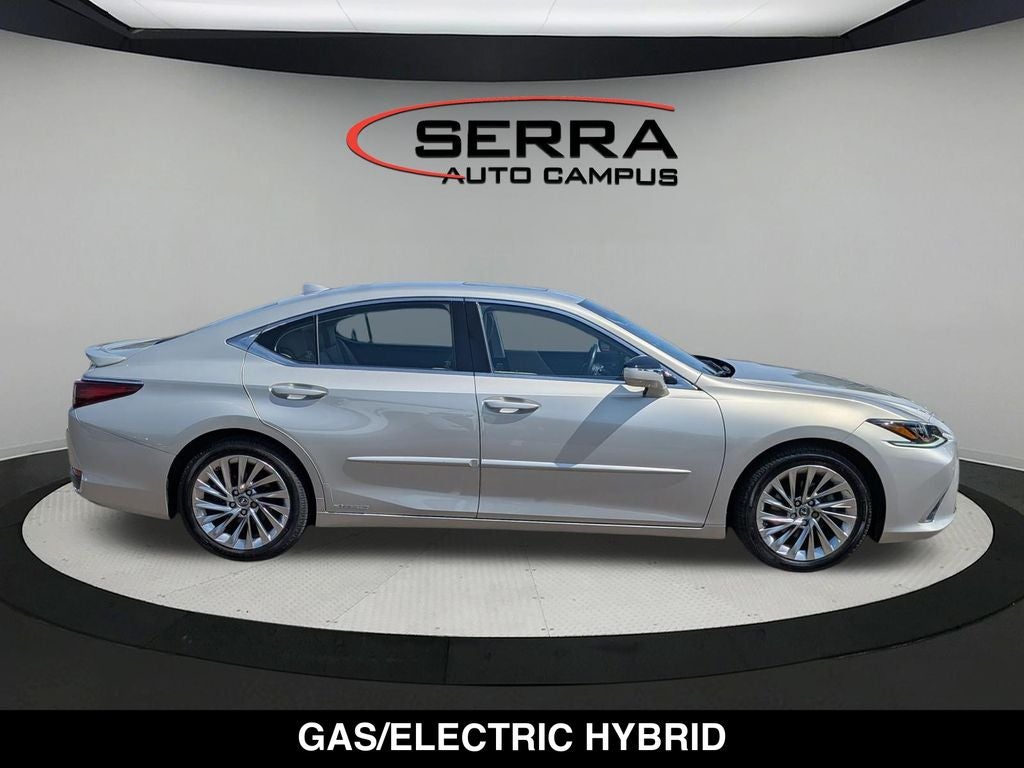 2019 Lexus ES 300h Luxury