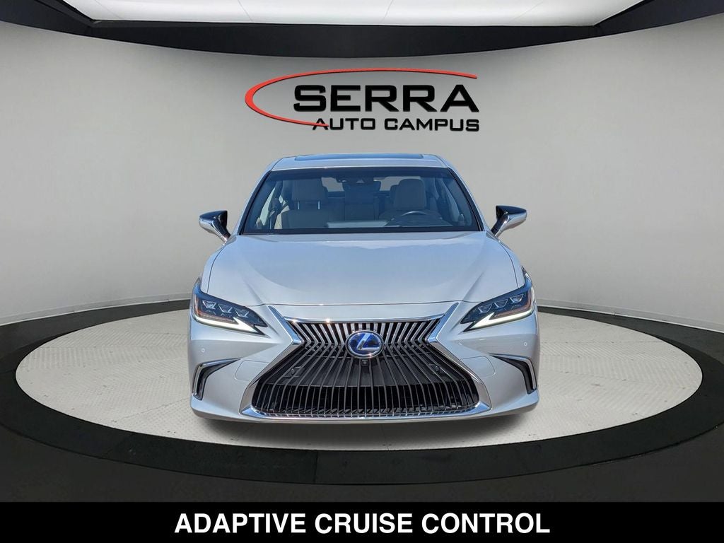 2019 Lexus ES 300h Luxury