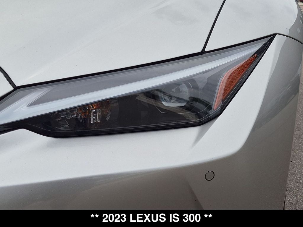 2023 Lexus IS 300