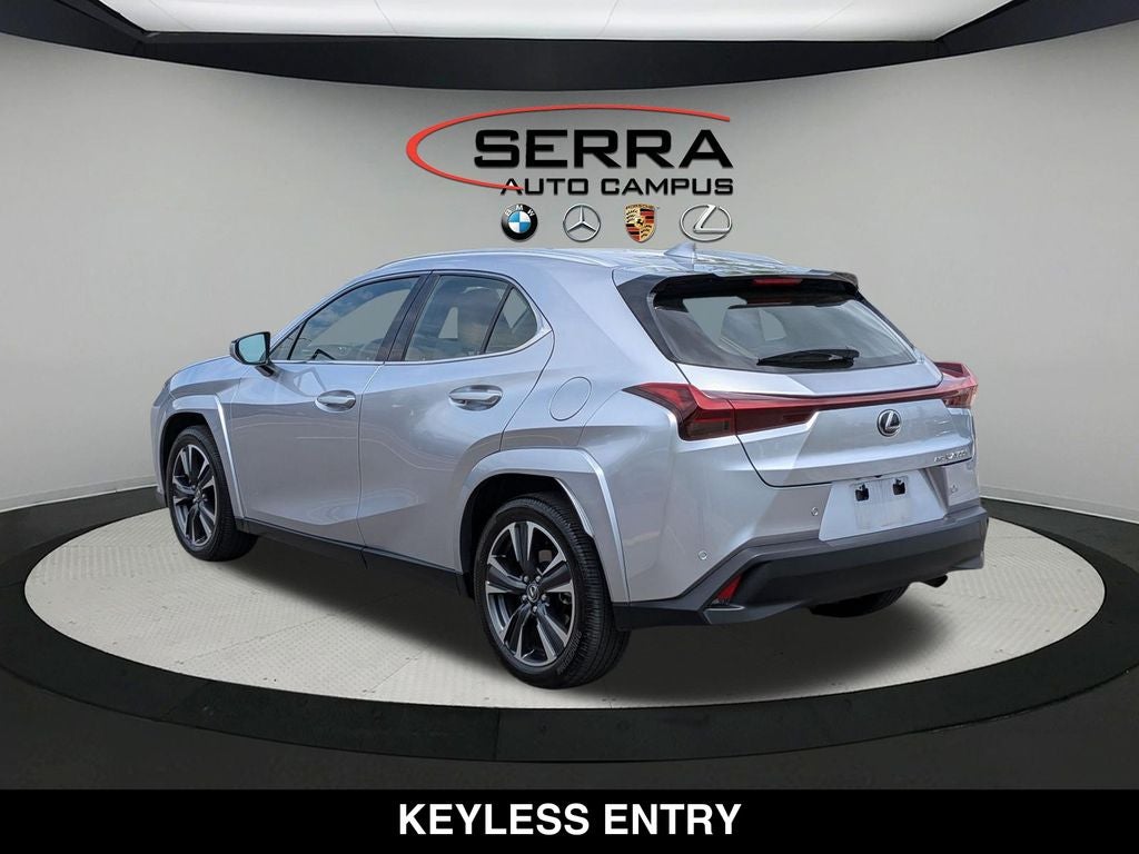 2025 Lexus UX 300h Premium