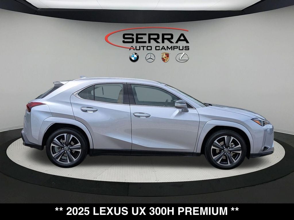 2025 Lexus UX 300h Premium