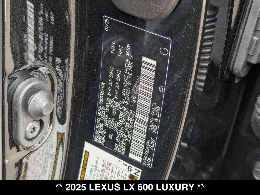 2025 Lexus LX 600 Luxury