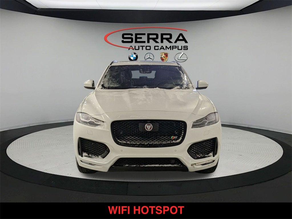 2019 Jaguar F-PACE S
