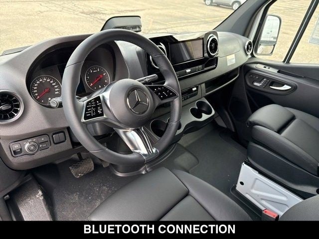 2025 Mercedes-Benz Sprinter 2500 Cargo 144 WB