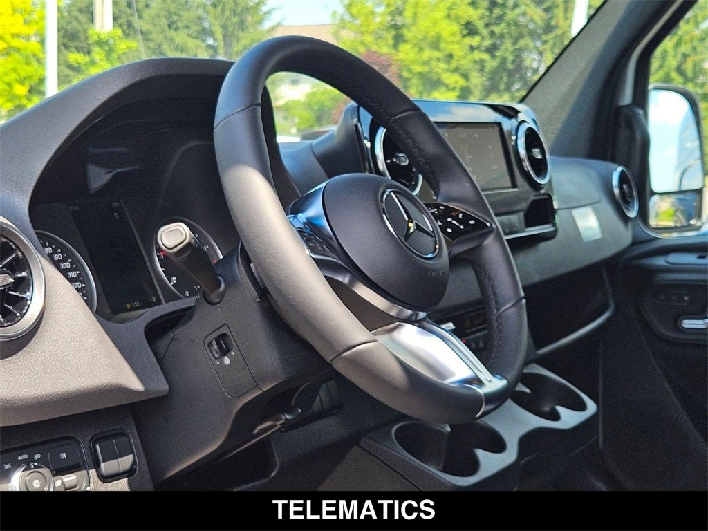2025 Mercedes-Benz Sprinter 2500 Cargo 144 WB