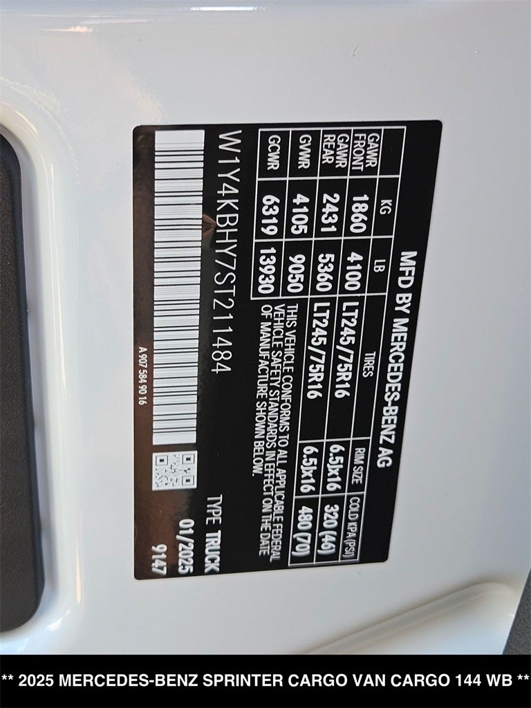 2025 Mercedes-Benz Sprinter 2500 Cargo 144 WB