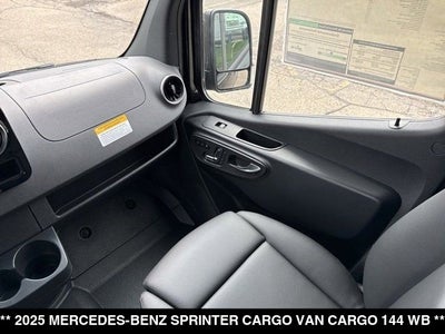 2025 Mercedes-Benz Sprinter 2500 Cargo 144 WB