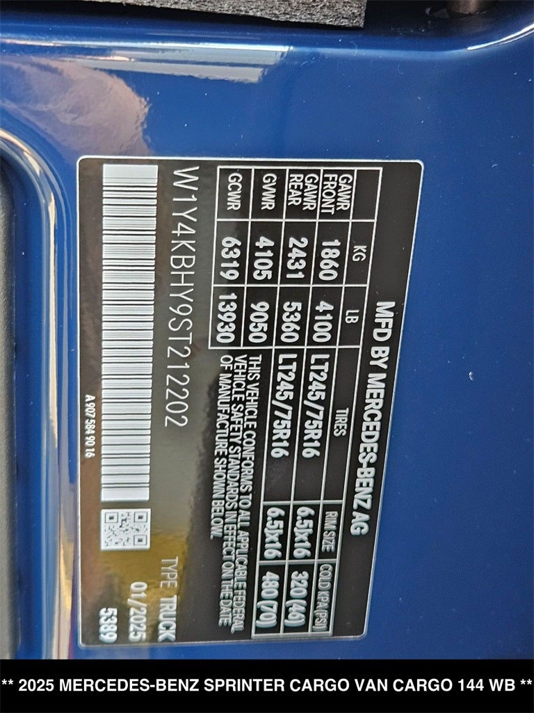 2025 Mercedes-Benz Sprinter 2500 Cargo 144 WB