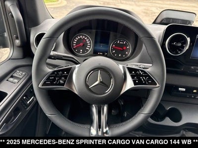 2025 Mercedes-Benz Sprinter 2500 Cargo 144 WB