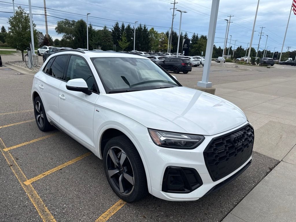 2023 Audi Q5 45 S line Premium quattro