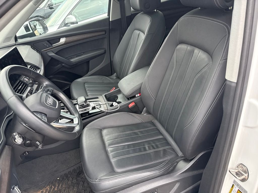 2023 Audi Q5 45 S line Premium quattro