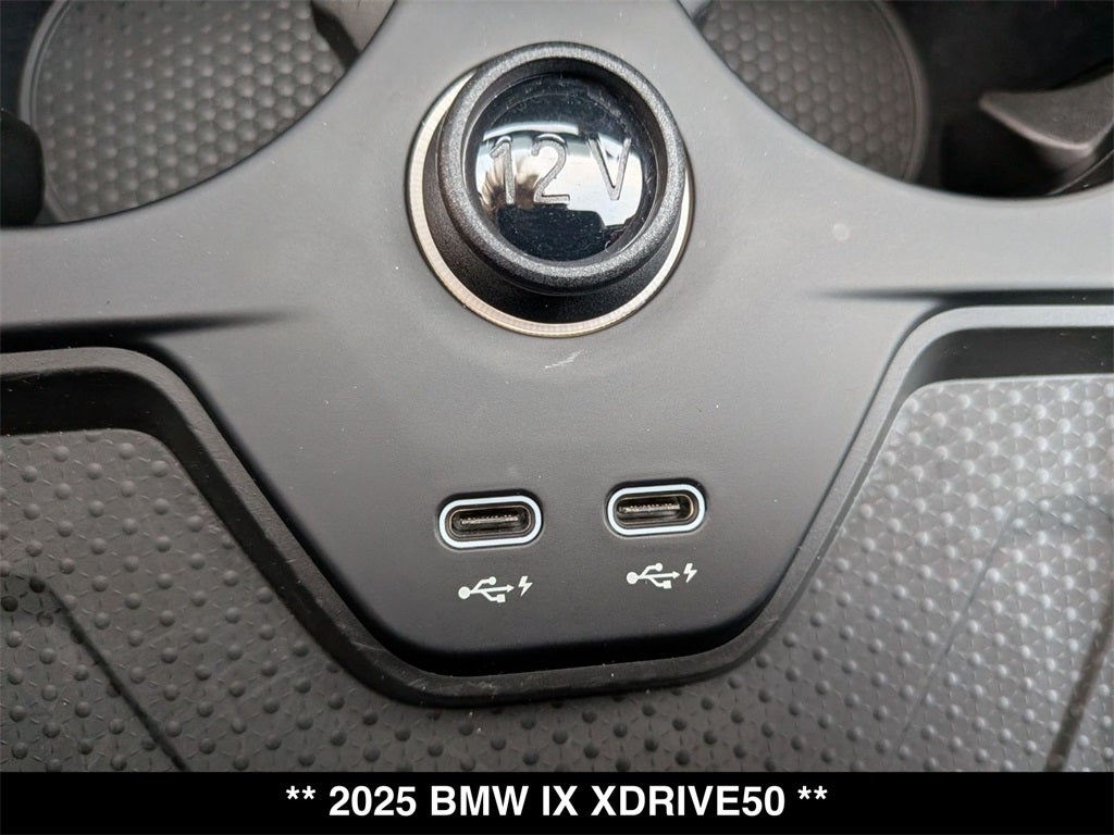 2025 BMW iX xDrive50