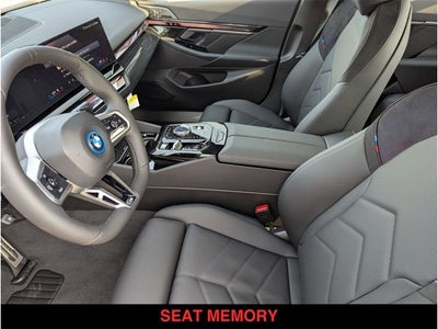 2026 BMW 550e 550e xDrive