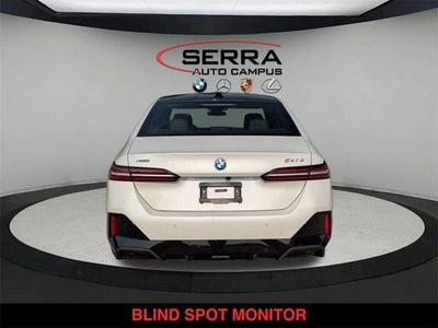 2026 BMW 550e 550e xDrive