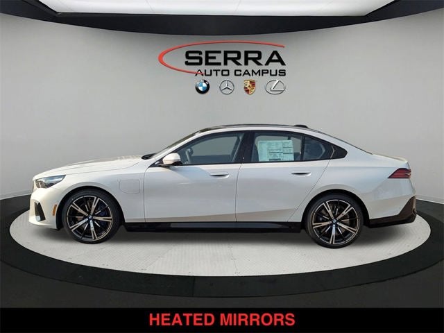 2026 BMW 550e 550e xDrive