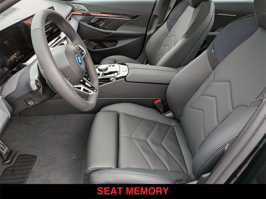 2026 BMW 550e 550e xDrive