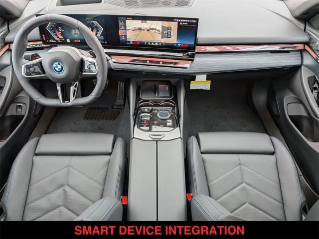 2026 BMW 550e 550e xDrive