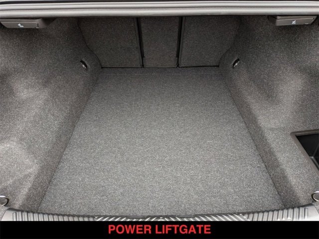 2026 BMW 550e 550e xDrive