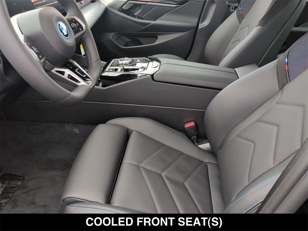 2026 BMW 550e 550e xDrive