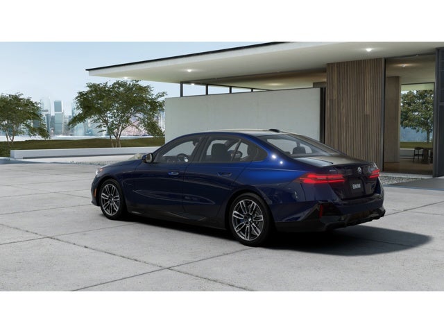 2027 BMW 550e 550e xDrive