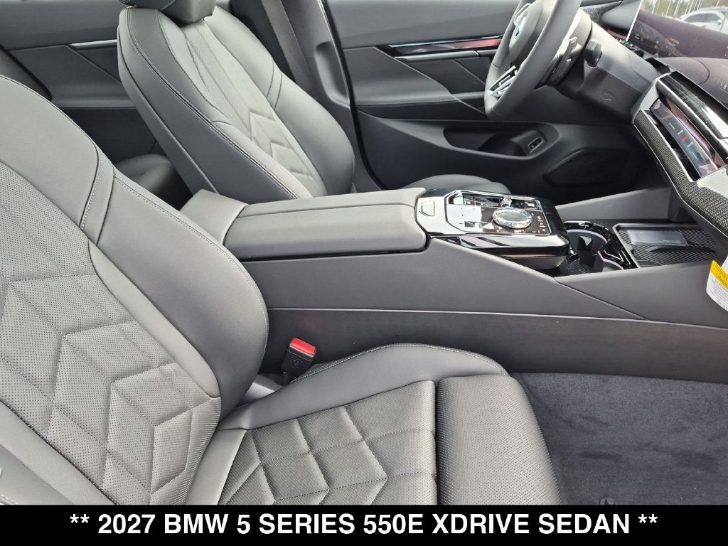 2027 BMW 550e 550e xDrive