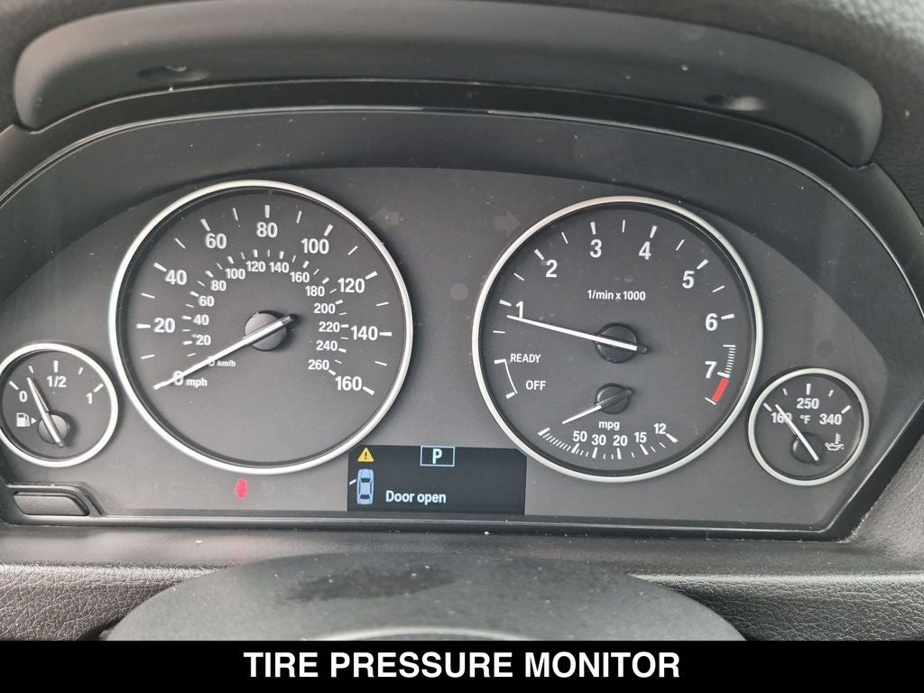 2015 BMW 3 Series 320i