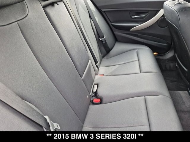 2015 BMW 3 Series 320i