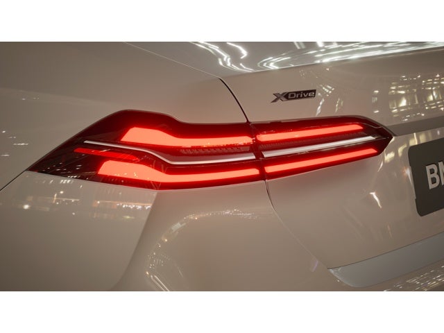 2026 BMW 530i 530i xDrive