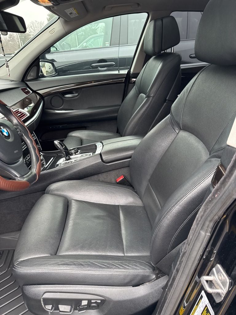 2016 BMW 5 Series 550i xDrive Gran Turismo