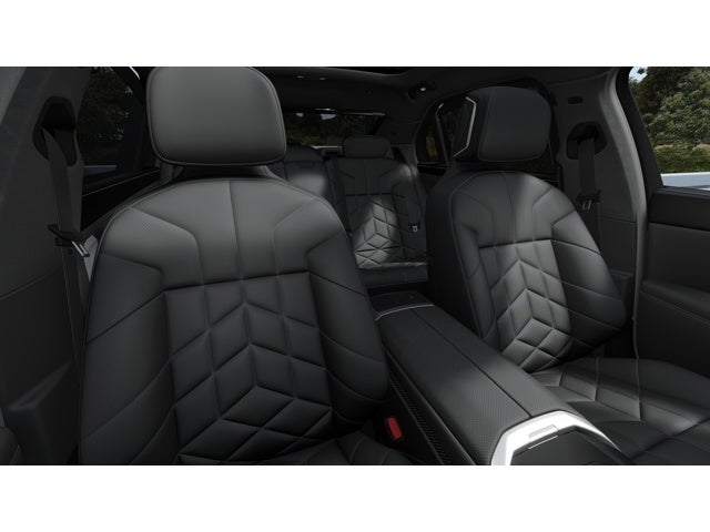 2027 BMW 740i Base