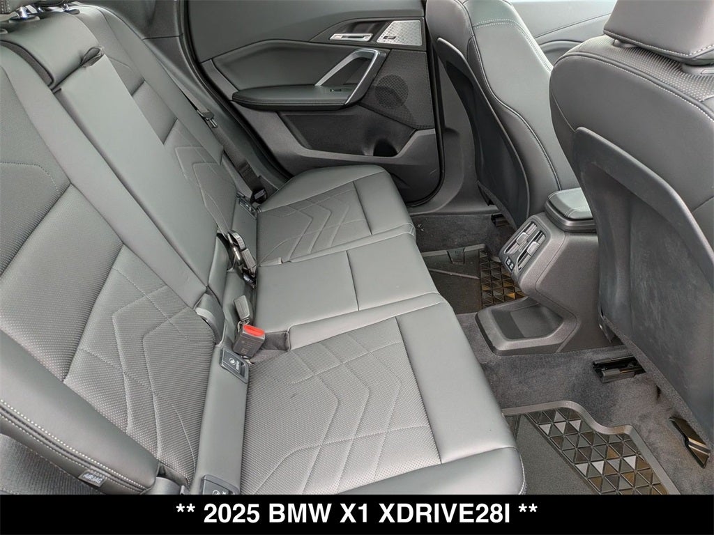 2025 BMW X1 xDrive28i