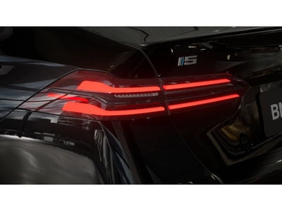 2026 BMW i5 M60