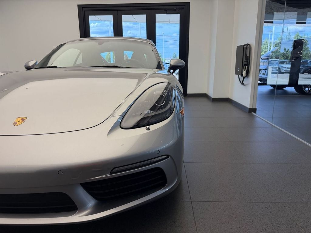 2018 Porsche 718 Cayman Base