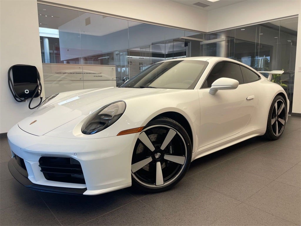 2025 Porsche 911 Carrera