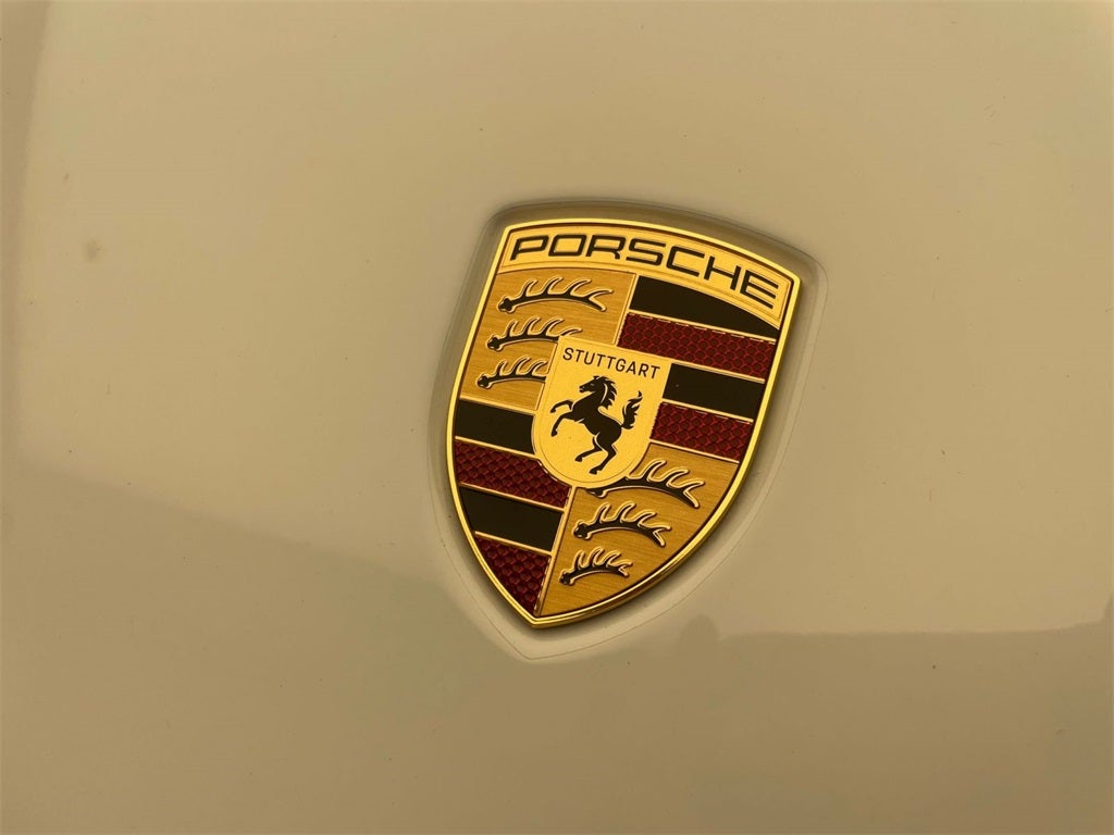 2025 Porsche 911 Carrera