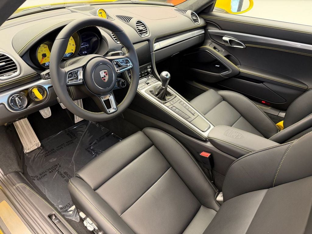 2024 Porsche 718 Cayman GTS