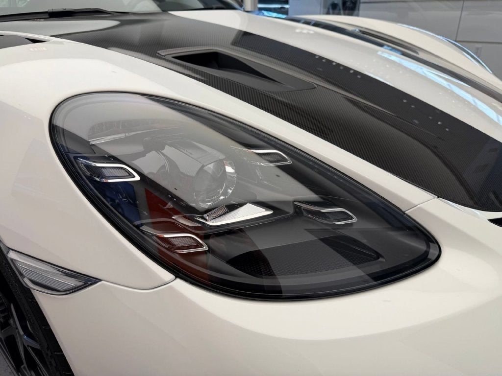2025 Porsche 718 Cayman GT4 RS