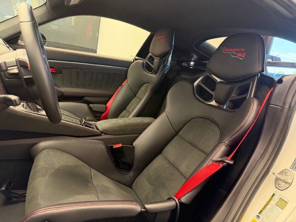 2025 Porsche 718 Cayman GT4 RS